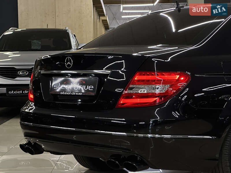 Седан Mercedes-Benz C-Class 2013 в Николаеве