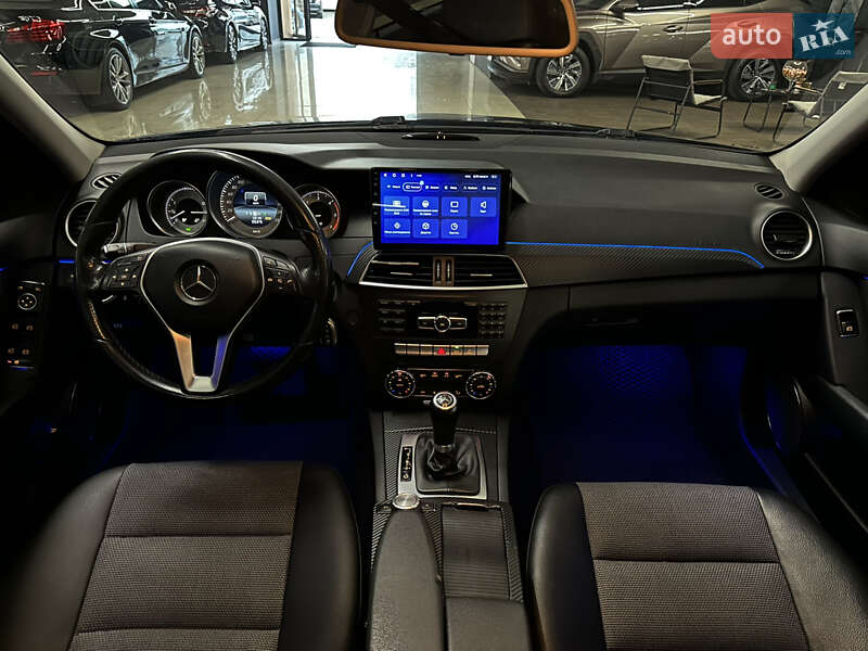 Седан Mercedes-Benz C-Class 2013 в Николаеве