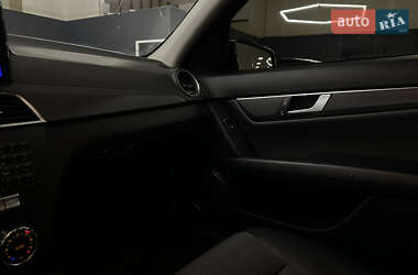 Седан Mercedes-Benz C-Class 2013 в 