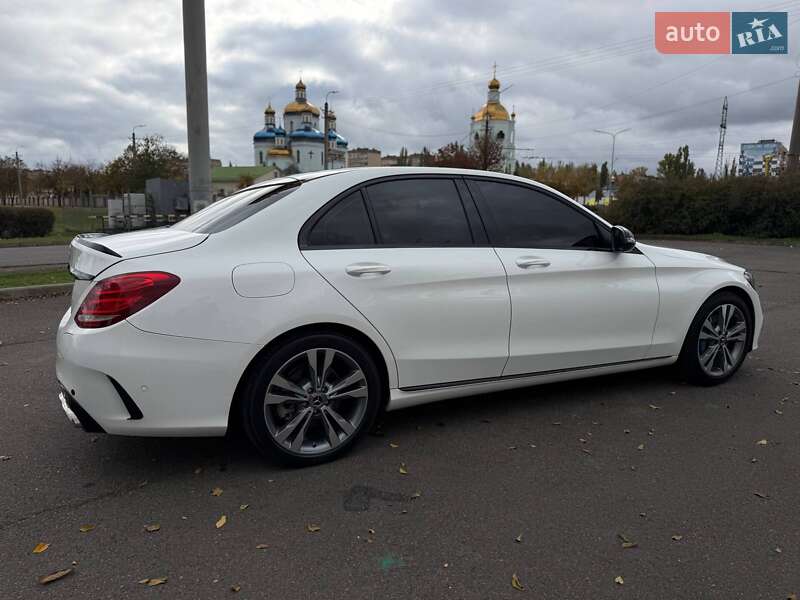 Седан Mercedes-Benz C-Class 2017 в Кривом Роге