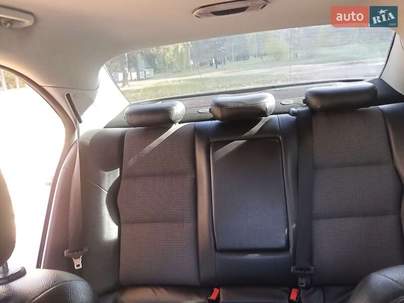 Седан Mercedes-Benz C-Class 2004 в Сумах