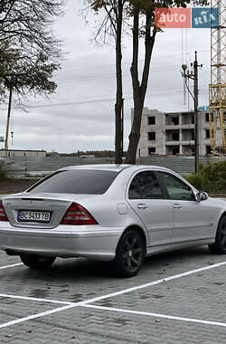 Седан Mercedes-Benz C-Class 2006 в 