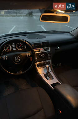 Седан Mercedes-Benz C-Class 2006 в 