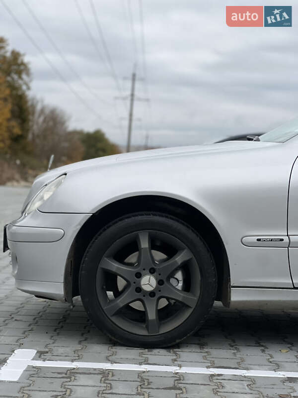 Седан Mercedes-Benz C-Class 2006 в Вінниці