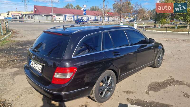 Універсал Mercedes-Benz C-Class 2008 в Києві фото 6 Універсал Mercedes-Benz C-Class 2008 в Києві