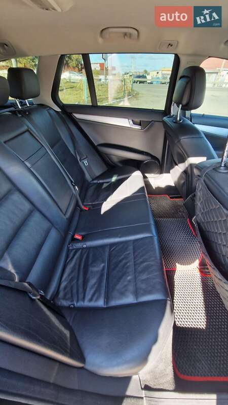 Універсал Mercedes-Benz C-Class 2008 в Києві фото 22 Універсал Mercedes-Benz C-Class 2008 в Києві