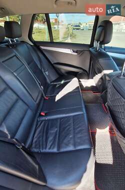 Универсал Mercedes-Benz C-Class 2008 в 