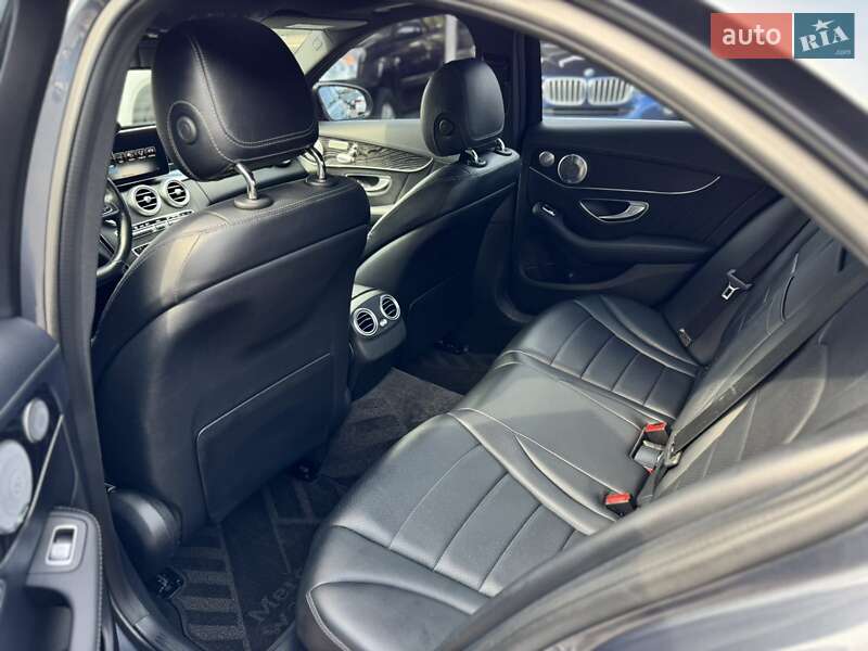 Седан Mercedes-Benz C-Class 2015 в Кривом Роге