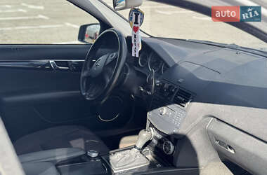 Седан Mercedes-Benz C-Class 2009 в 