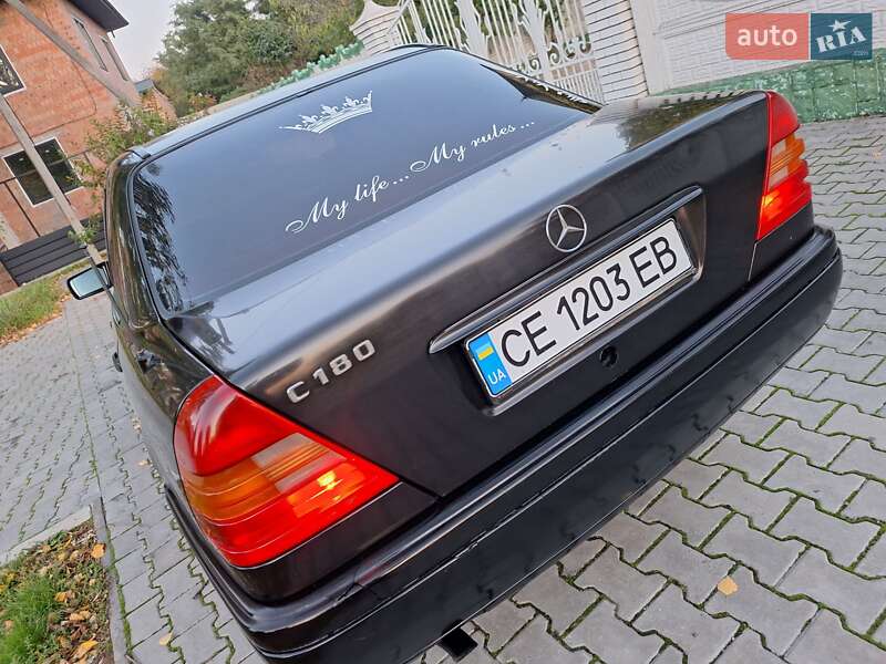 Седан Mercedes-Benz C-Class 1994 в Чернівцях