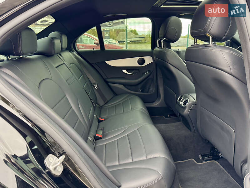 Седан Mercedes-Benz C-Class 2021 в Киеве
