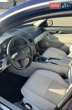 Седан Mercedes-Benz C-Class 2008 в 