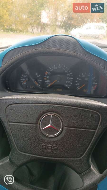 Универсал Mercedes-Benz C-Class 2000 в Бучаче