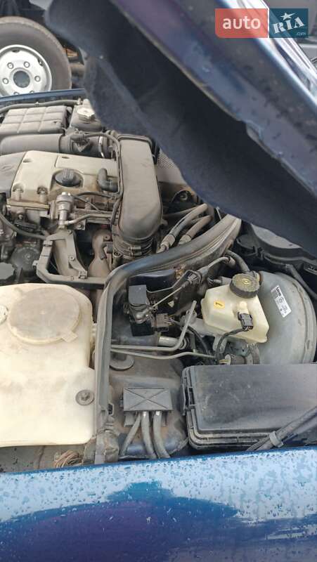 Универсал Mercedes-Benz C-Class 2000 в Бучаче