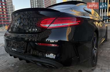 Купе Mercedes-Benz C-Class 2017 в 