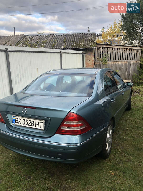 Седан Mercedes-Benz C-Class 2003 в Маневичах