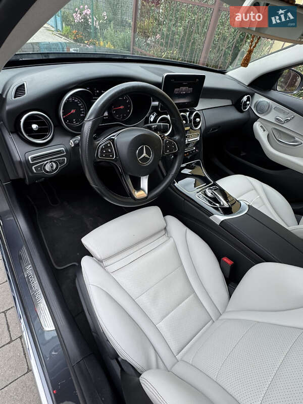 Седан Mercedes-Benz C-Class 2016 в Львове