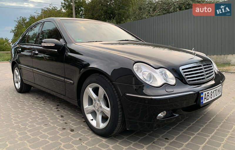 Седан Mercedes-Benz C-Class 2003 в Нестерварке фото Седан Mercedes-Benz C-Class 2003 в Нестерварке