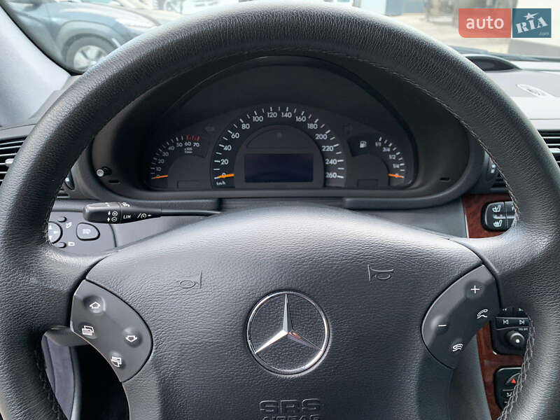 Седан Mercedes-Benz C-Class 2003 в Нестерварке фото 33 Седан Mercedes-Benz C-Class 2003 в Нестерварке