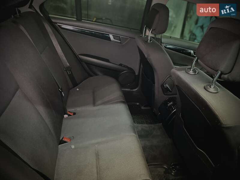 Седан Mercedes-Benz C-Class 2013 в Макарове