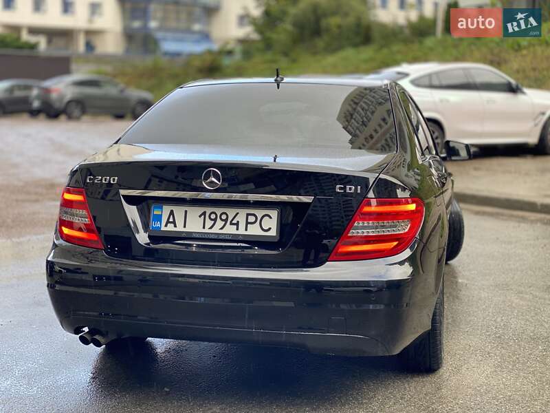 Седан Mercedes-Benz C-Class 2013 в Макарове