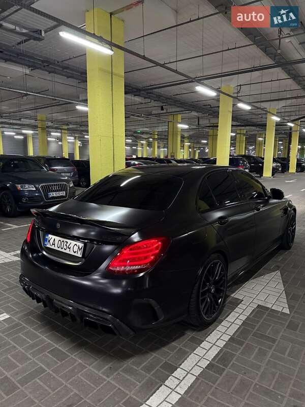Седан Mercedes-Benz C-Class 2017 в Киеве