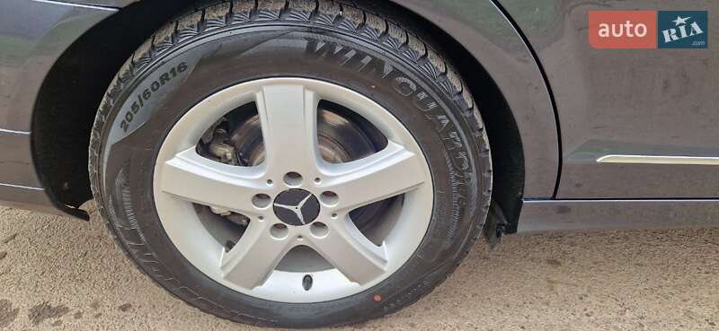 Універсал Mercedes-Benz C-Class 2011 в Дубні