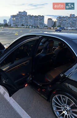 Седан Mercedes-Benz C-Class 2011 в 