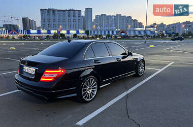 Седан Mercedes-Benz C-Class 2011 в 