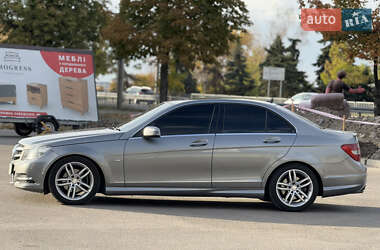Седан Mercedes-Benz C-Class 2012 в 