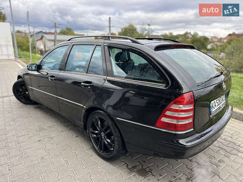 Універсал Mercedes-Benz C-Class 2003 в Києві