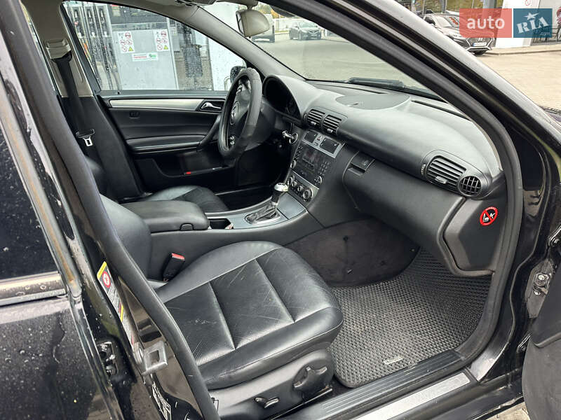 Універсал Mercedes-Benz C-Class 2003 в Києві
