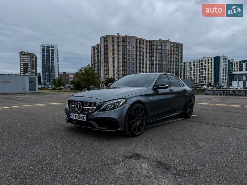 Седан Mercedes-Benz C-Class 2018 в Черкасах