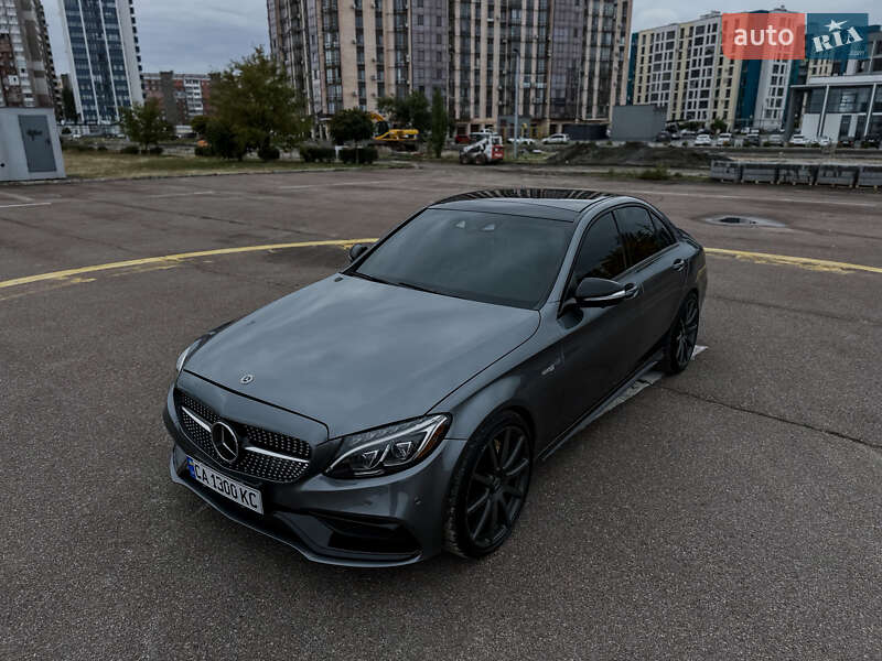 Седан Mercedes-Benz C-Class 2018 в Черкасах