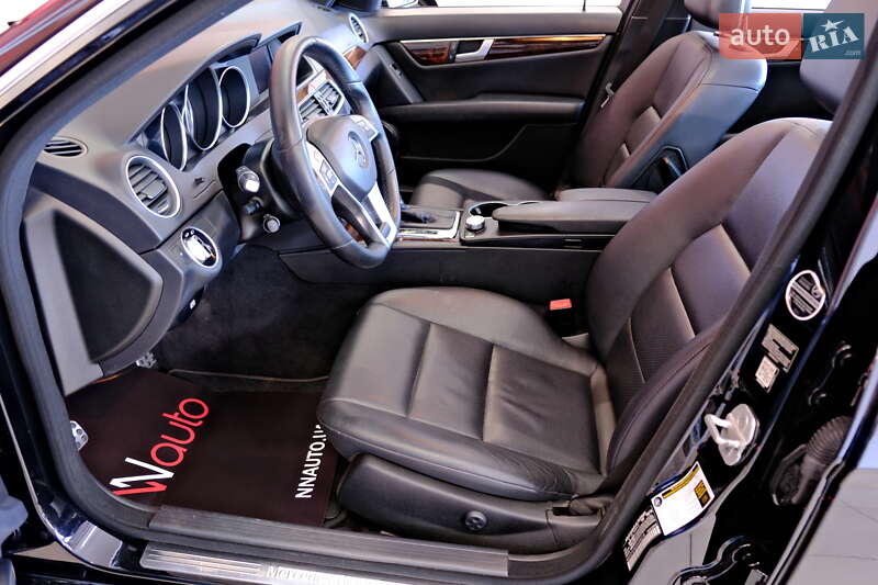 Седан Mercedes-Benz C-Class 2014 в Одессе