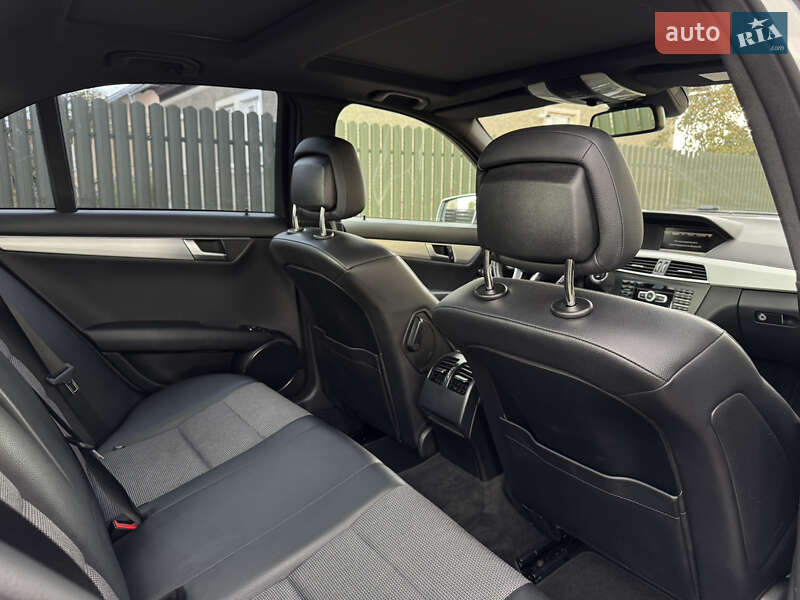 Седан Mercedes-Benz C-Class 2013 в Ивано-Франковске