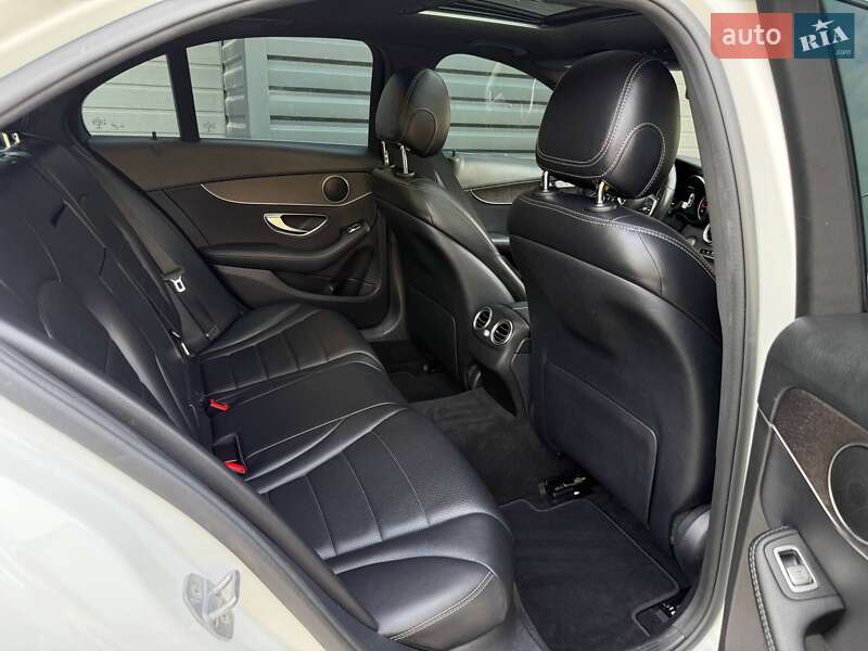 Седан Mercedes-Benz C-Class 2018 в Києві