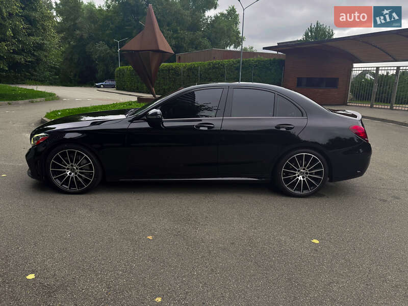 Седан Mercedes-Benz C-Class 2019 в Києві