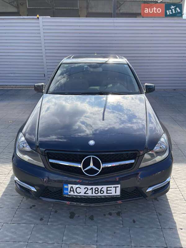 Седан Mercedes-Benz C-Class 2012 в Володимирі фото 2 Седан Mercedes-Benz C-Class 2012 в Володимирі
