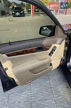 Седан Mercedes-Benz C-Class 2012 в 