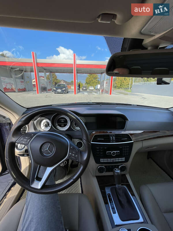 Седан Mercedes-Benz C-Class 2012 в Володимирі фото 20 Седан Mercedes-Benz C-Class 2012 в Володимирі