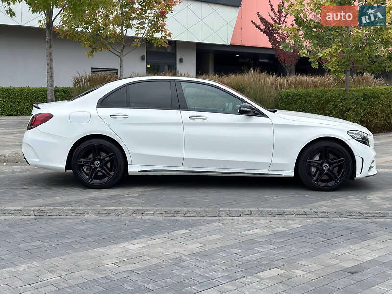 Седан Mercedes-Benz C-Class 2019 в Киеве