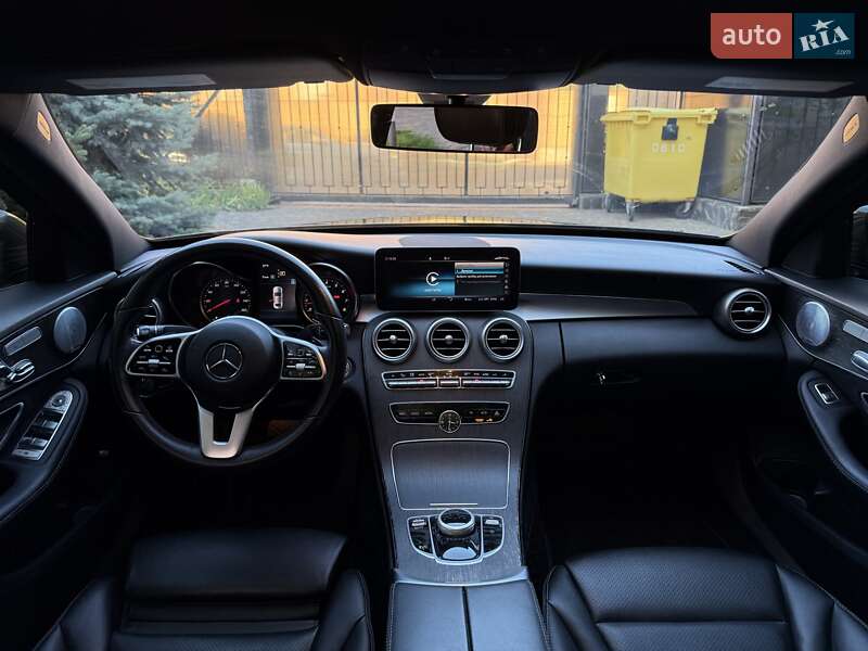 Седан Mercedes-Benz C-Class 2018 в Києві фото 19 Седан Mercedes-Benz C-Class 2018 в Києві