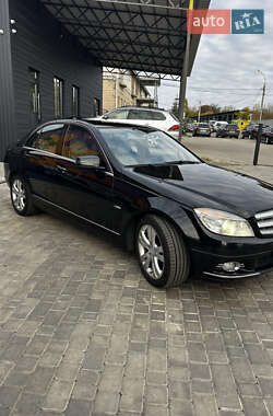 Седан Mercedes-Benz C-Class 2010 в 