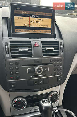 Седан Mercedes-Benz C-Class 2010 в 