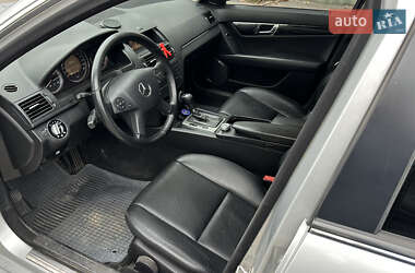 Універсал Mercedes-Benz C-Class 2009 в 