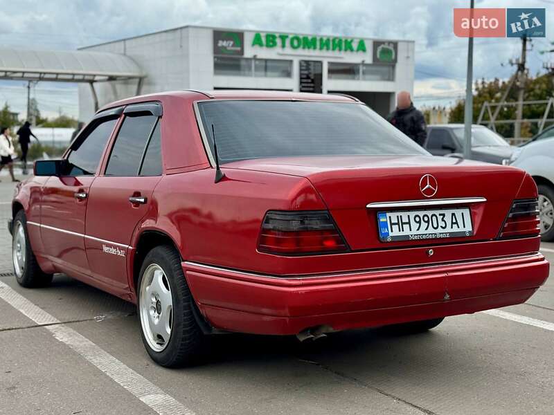 Mercedes-Benz C-Class 1995