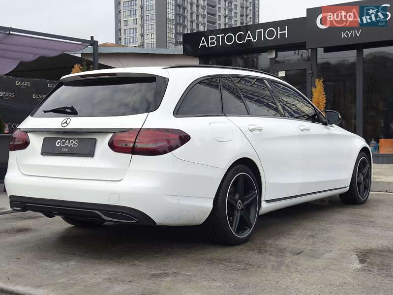 Універсал Mercedes-Benz C-Class 2015 в Києві