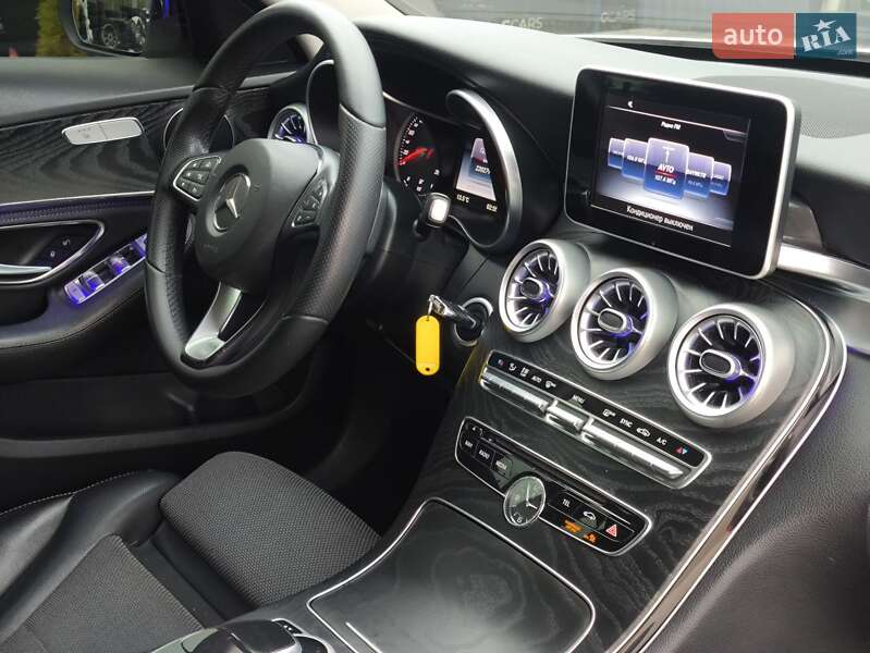 Універсал Mercedes-Benz C-Class 2015 в Києві