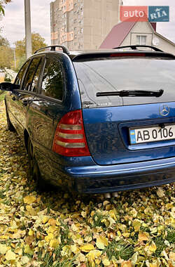 Универсал Mercedes-Benz C-Class 2002 в  фото 8 Универсал Mercedes-Benz C-Class 2002 в